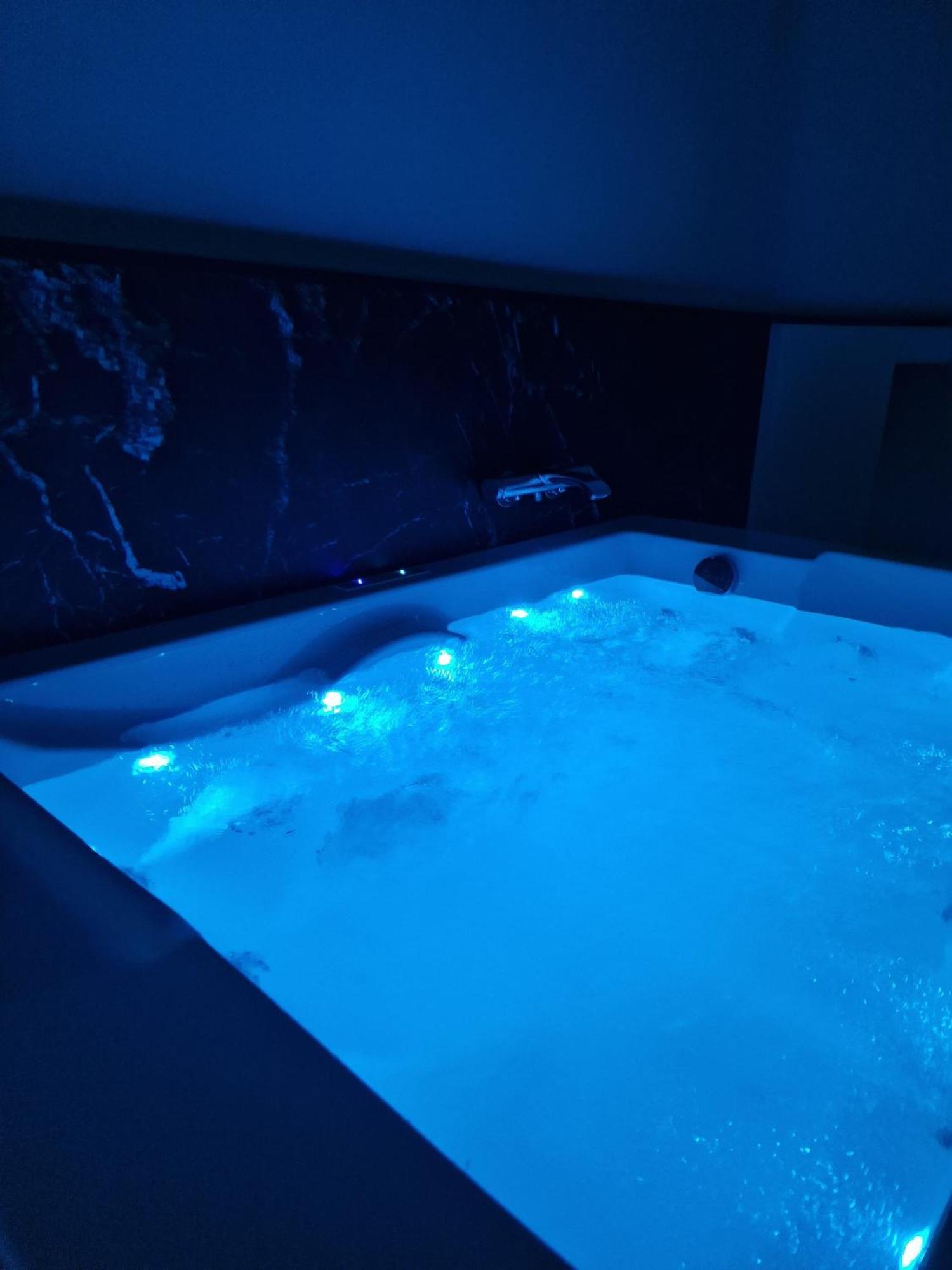 Aqua Loft - European Quarter Appartement